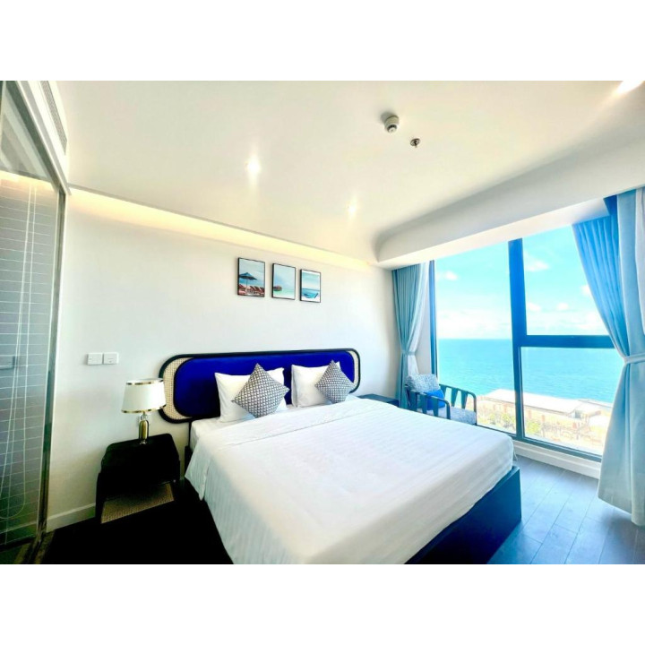 One Bedroom Apartment with Sea view